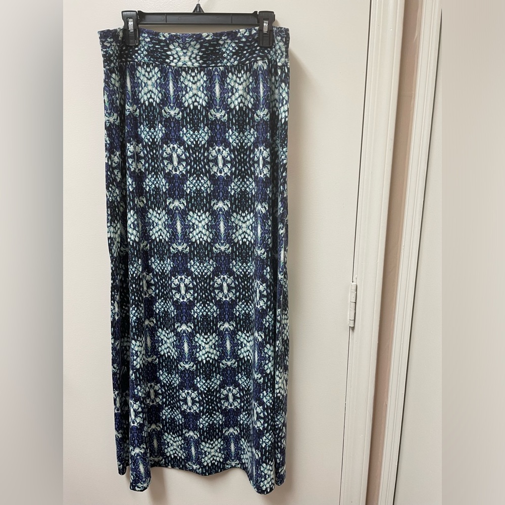Roz & Ali maxi skirt